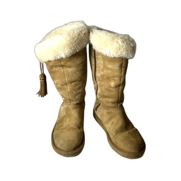 UGG Plumdale Tassle Charm Beige Suede Sheepskin Cuff Side Zip Boots Size 5 - Picture 2 of 15